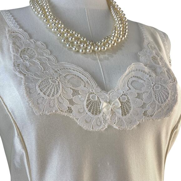 Vintage 70s Creamy White Satin Nylon Lace & Bow Full Slip Dress Women's Size M - Picture 5 of 8